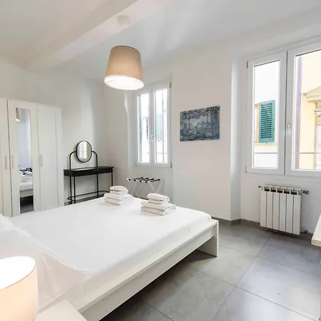Apartament Brand New In The Heart Of By Mmega Florencja
